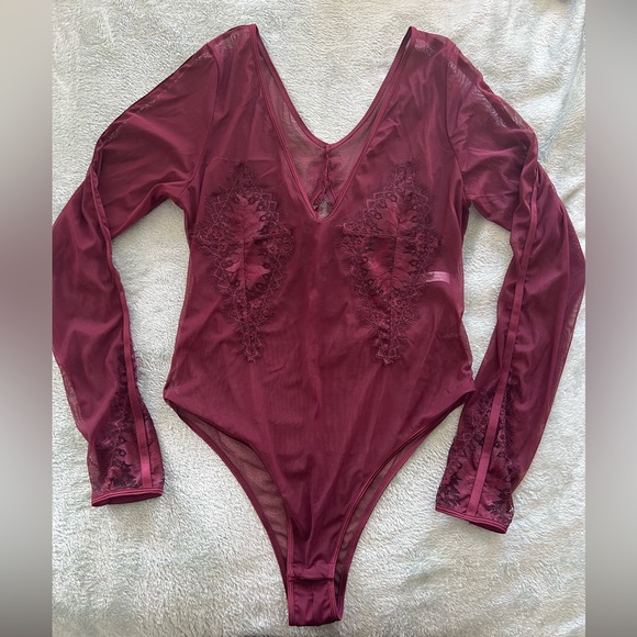 Long Sleeve Lingerie Bodysuit - Picture 3 of 3